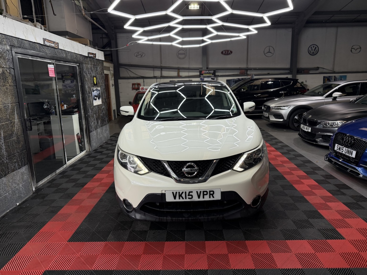 Used Nissan Qashqai 2015 for sale - 77643696: Photo 6