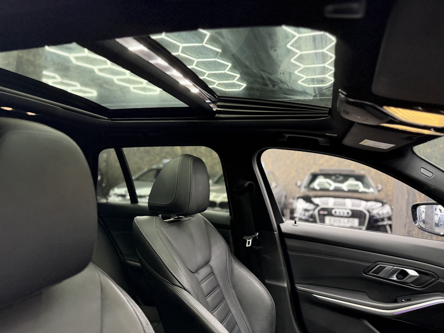 Used BMW 3 Series 2022 for sale - 76848695: Photo 3