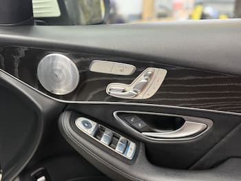 Used Mercedes-Benz GLC 2017 for sale - 79678985: Photo