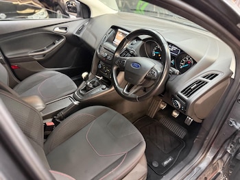 Used Ford Focus 2015 for sale - 75575460: Photo