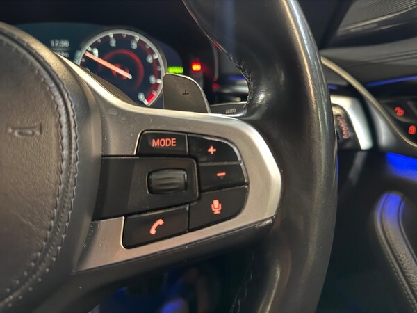 Used BMW 5 Series 2017 for sale - 74047398: Photo 51
