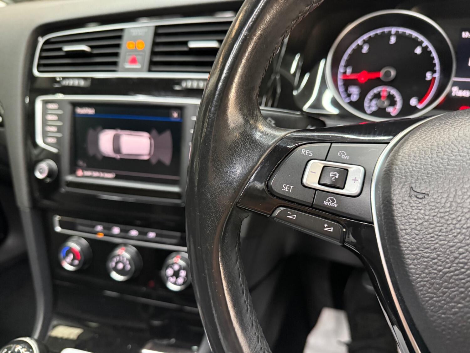 Used Volkswagen Golf 2016 for sale - 75951594: Photo 33