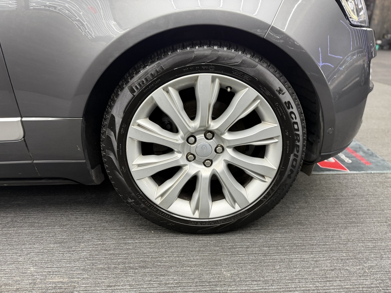 Used Land Rover Range Rover 2017 for sale - 76536711: Photo 24