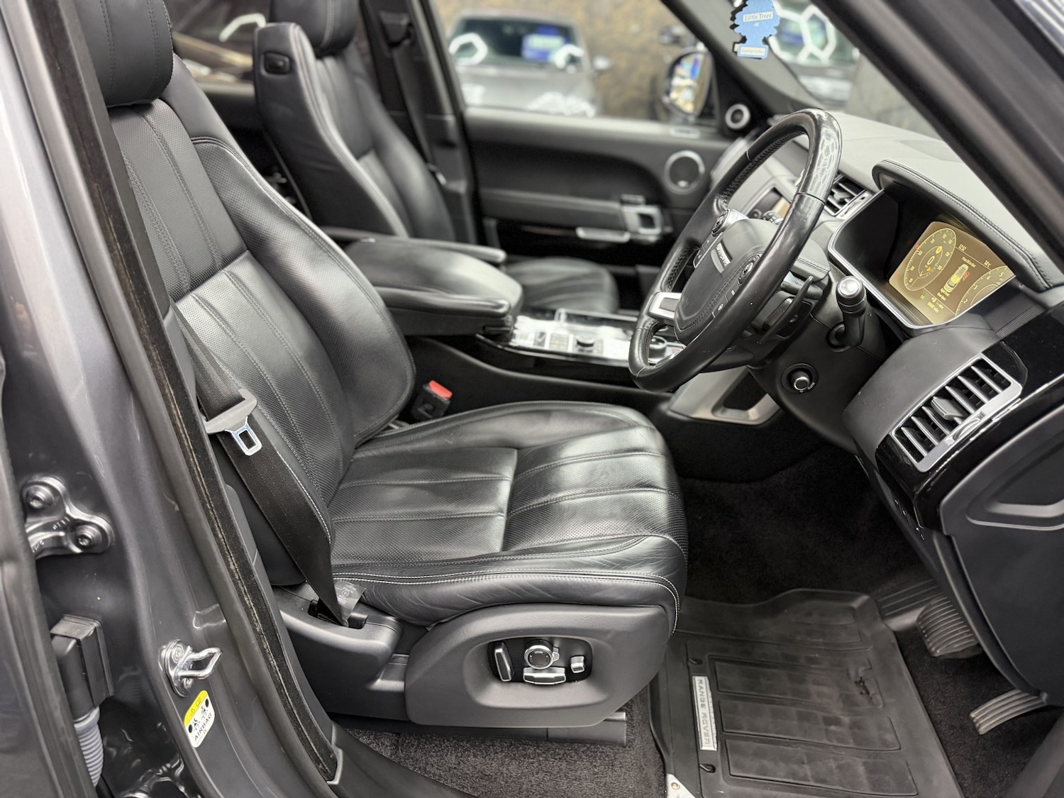 Used Land Rover Range Rover 2017 for sale - 76536711: Photo 38