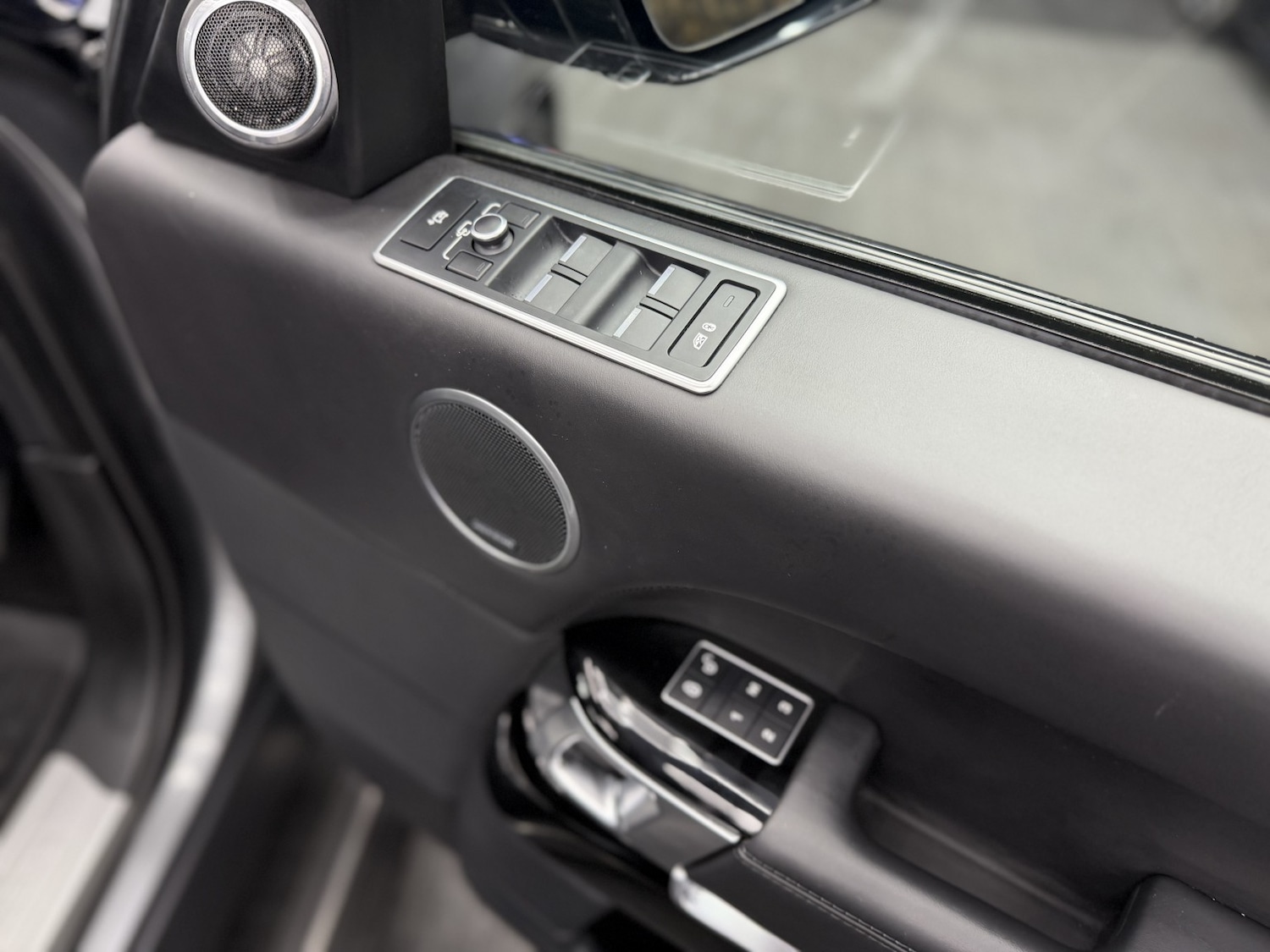 Used Land Rover Range Rover 2017 for sale - 76536711: Photo 42