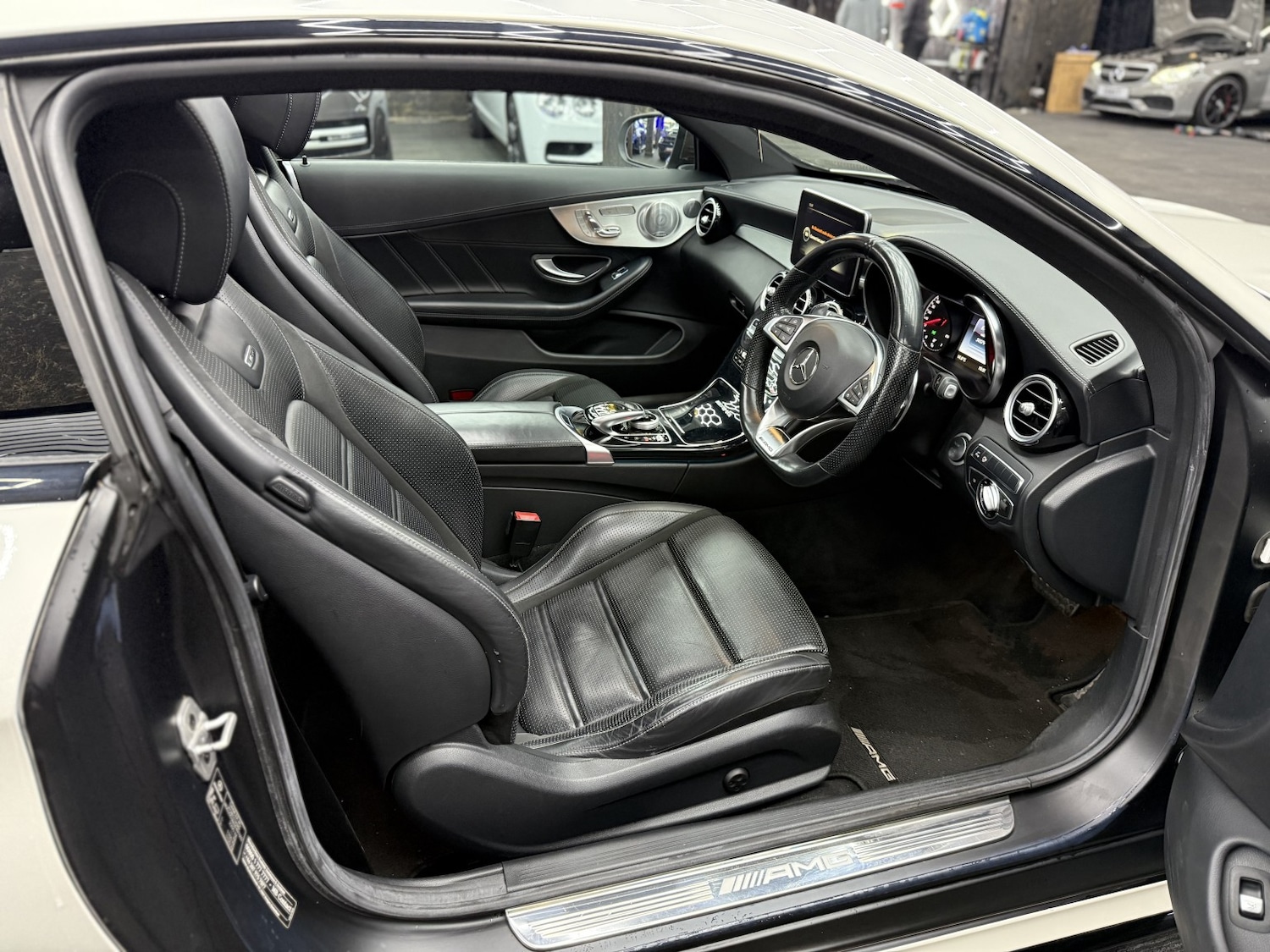 Used Mercedes-Benz C Class 2016 for sale - 76402205: Photo 36