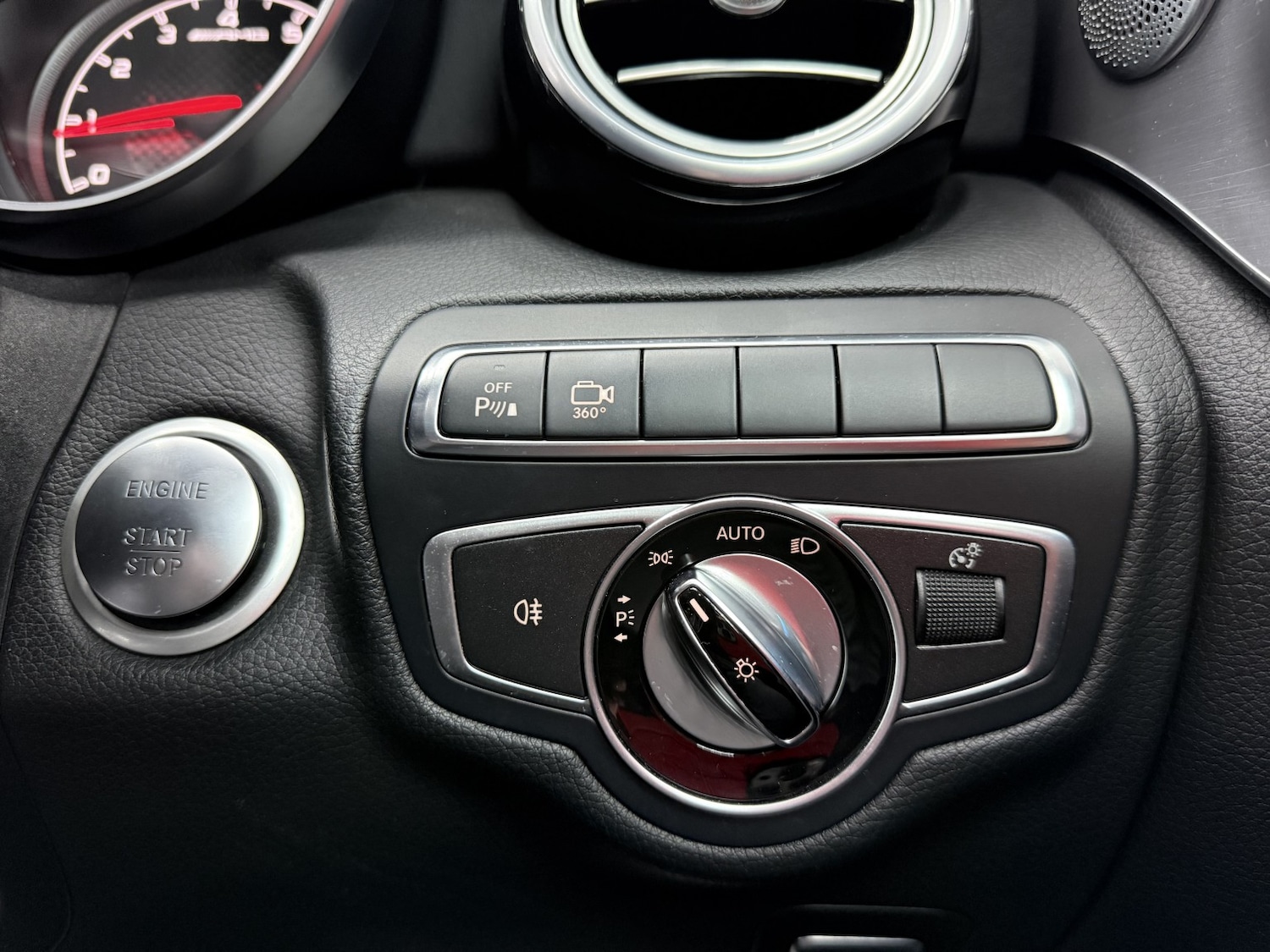 Used Mercedes-Benz C Class 2016 for sale - 76402205: Photo 52