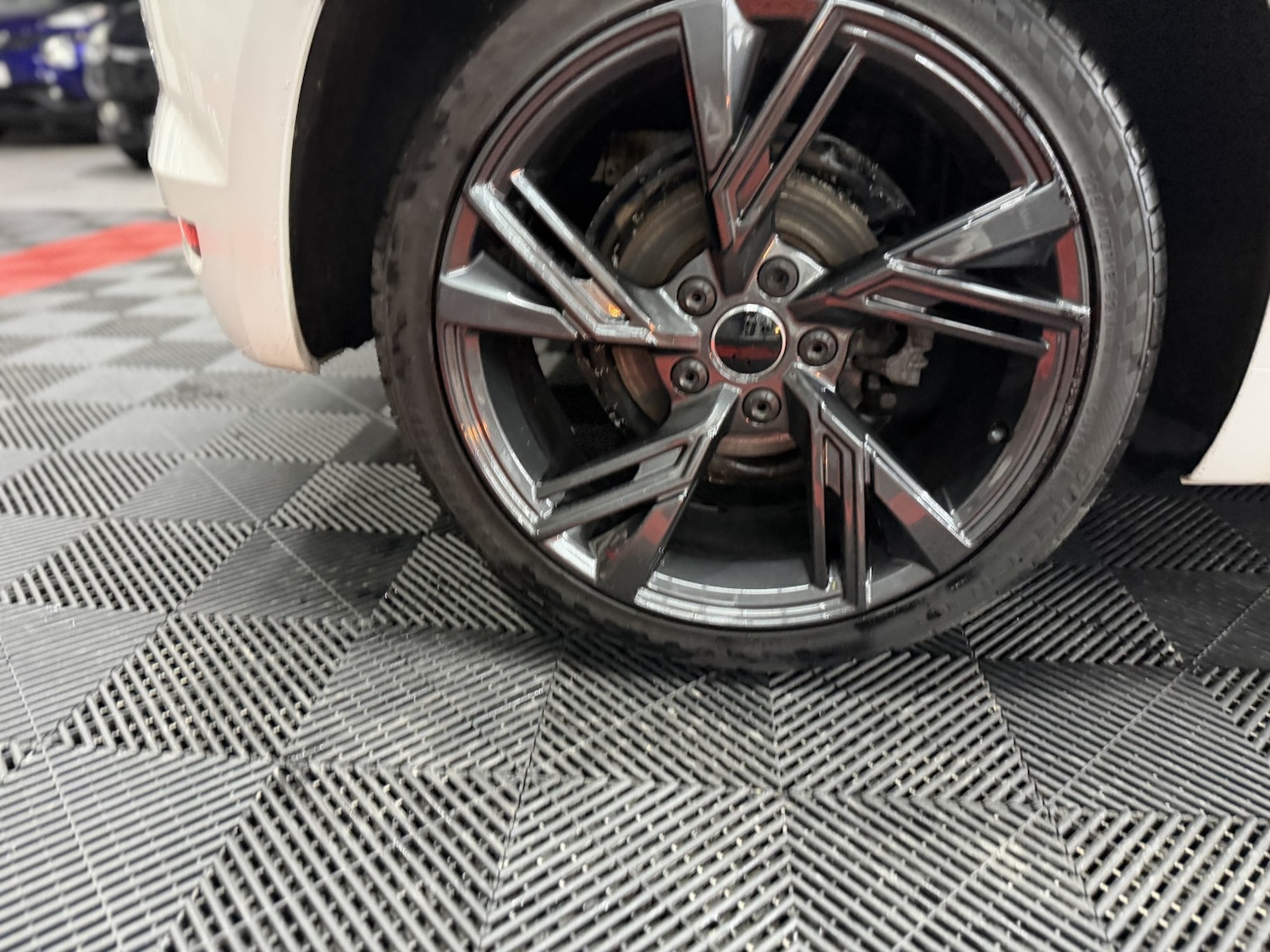 Used Volkswagen Scirocco 2015 for sale - 77522085: Photo 33