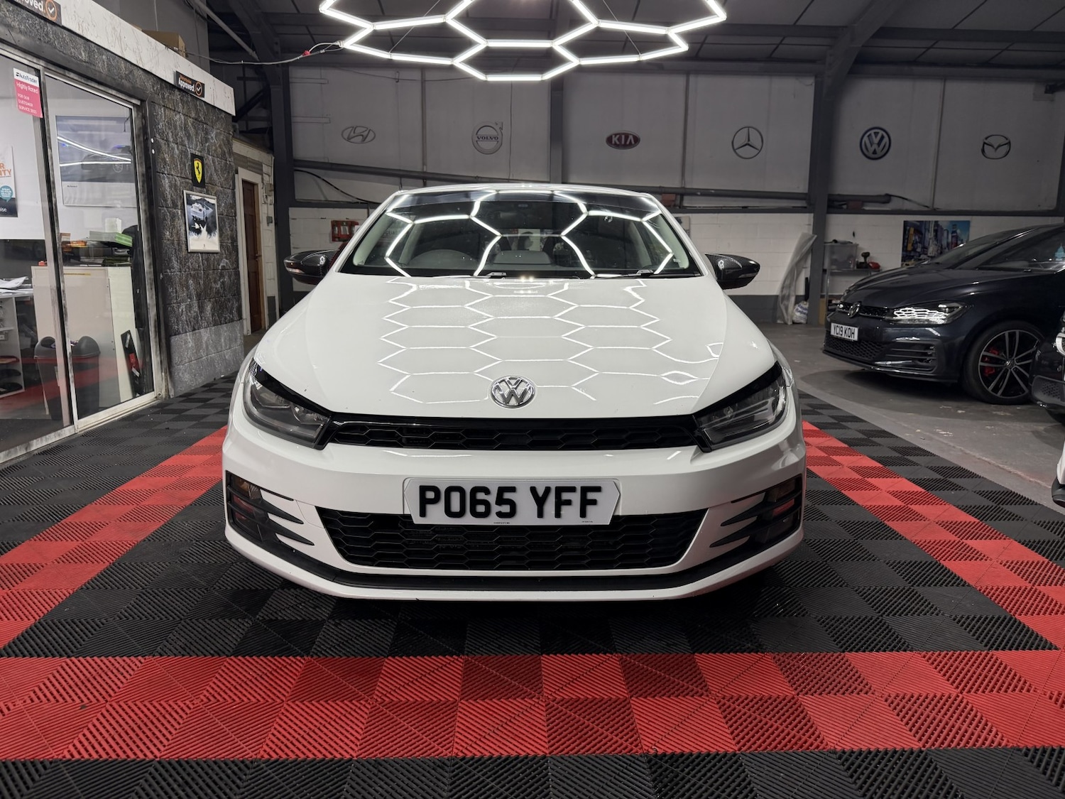 Used Volkswagen Scirocco 2015 for sale - 77522085: Photo 6