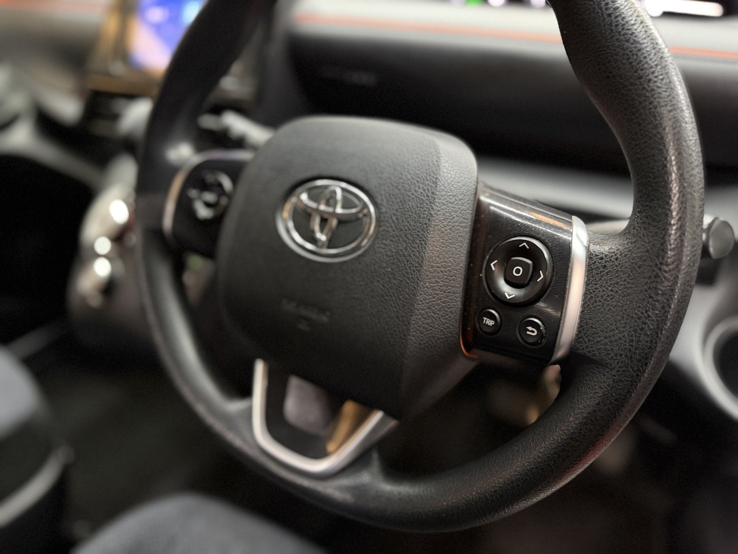 Used Toyota Sienta 2022 for sale - 77694232: Photo 25