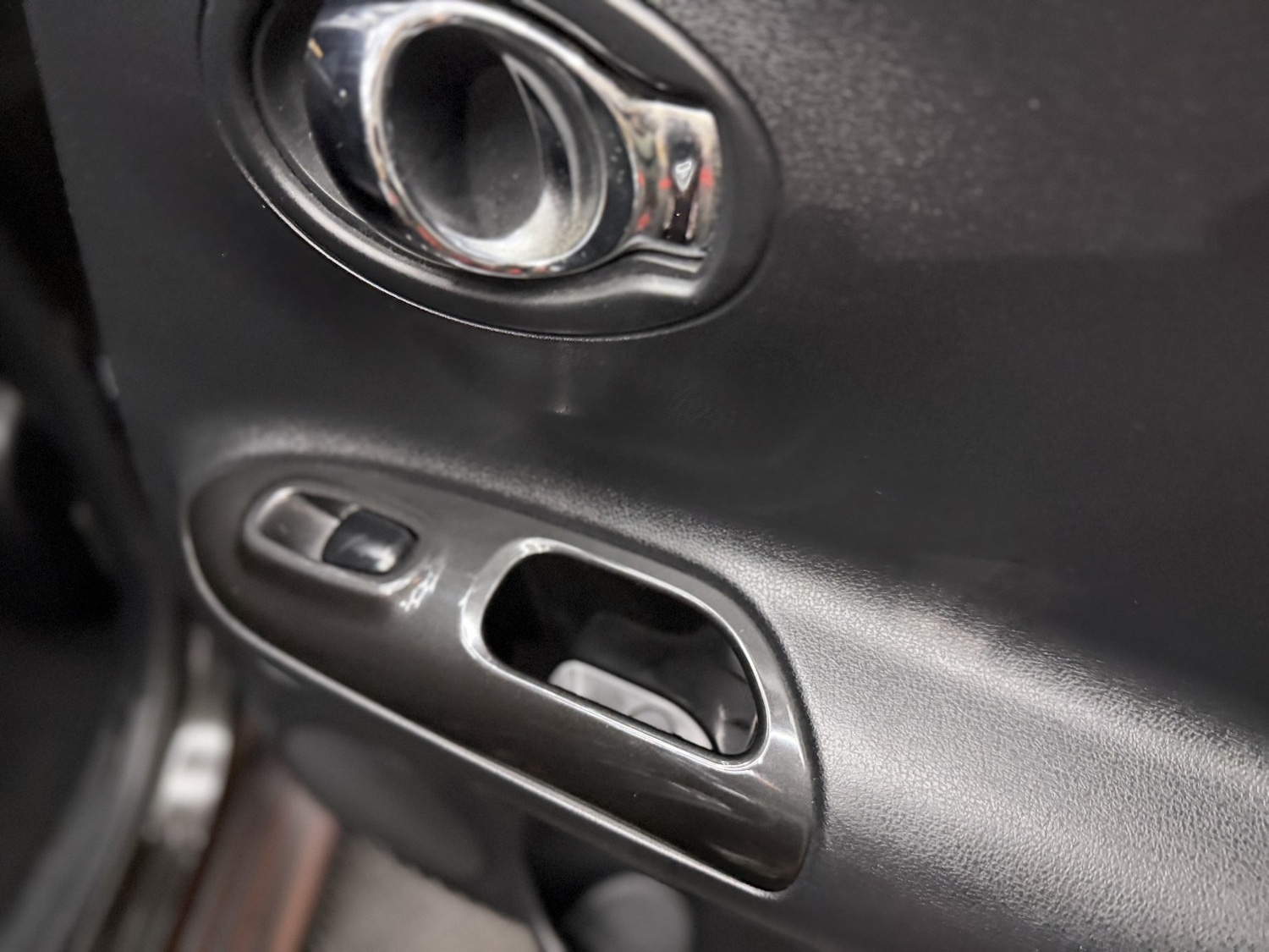 Used Nissan Juke 2016 for sale - 77681878: Photo 23