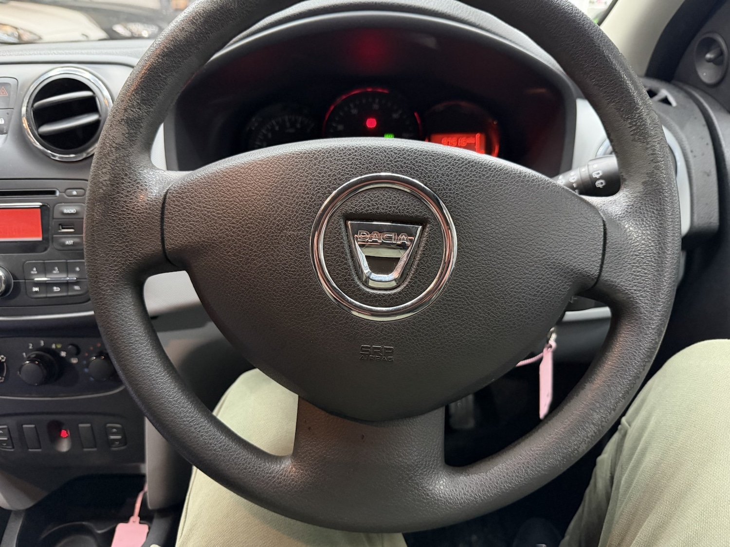 Used Dacia Sandero 2013 for sale - 77681847: Photo 32