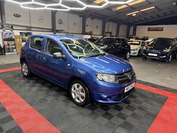 Used Dacia Sandero 2013 for sale - 77681847: Photo