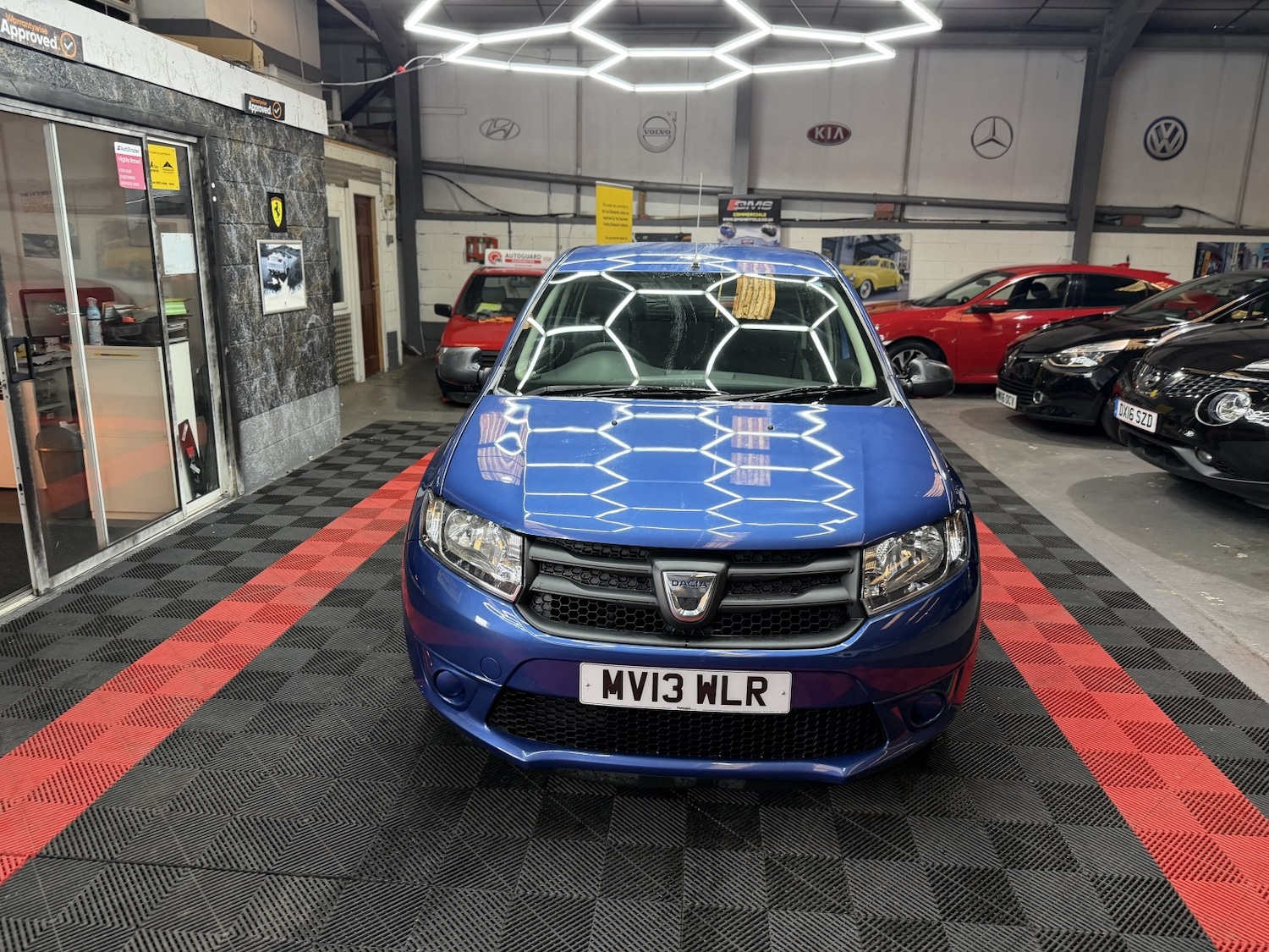 Used Dacia Sandero 2013 for sale - 77681847: Photo 7