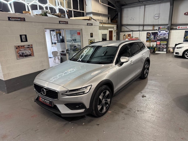 Used Volvo V60 Cross Country 2021 for sale - 74608385: Photo 16