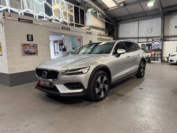 Used Volvo V60 Cross Country 2021 for sale - 74608385: Photo 17