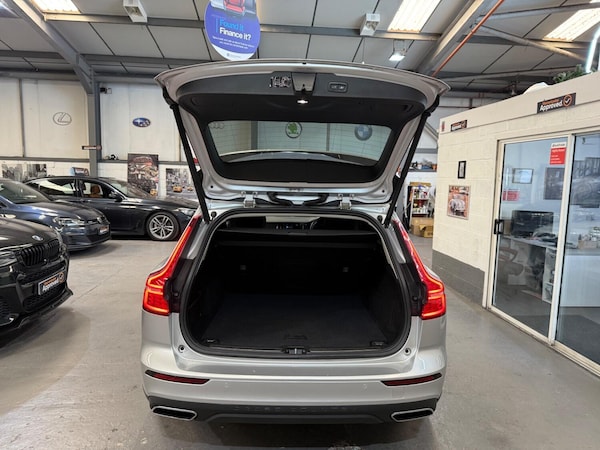 Used Volvo V60 Cross Country 2021 for sale - 74608385: Photo 29