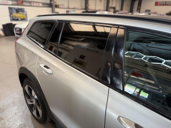 Used Volvo V60 Cross Country 2021 for sale - 74608385: Photo 36