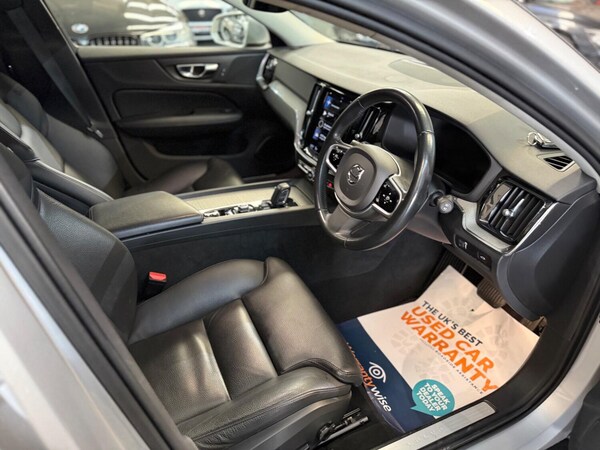 Used Volvo V60 Cross Country 2021 for sale - 74608385: Photo 39