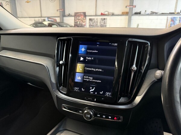 Used Volvo V60 Cross Country 2021 for sale - 74608385: Photo 46