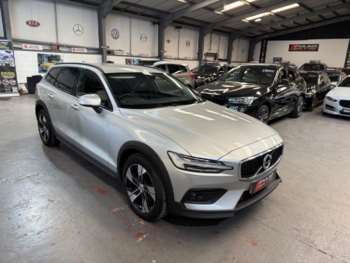 Used Volvo V60 Cross Country 2021 for sale - 74608385: Photo