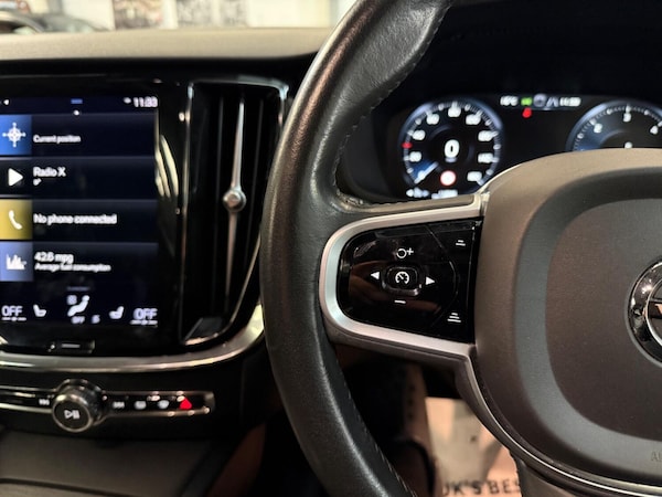 Used Volvo V60 Cross Country 2021 for sale - 74608385: Photo 54