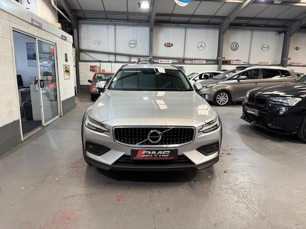 Used Volvo V60 Cross Country 2021 for sale - 74608385: Photo 7