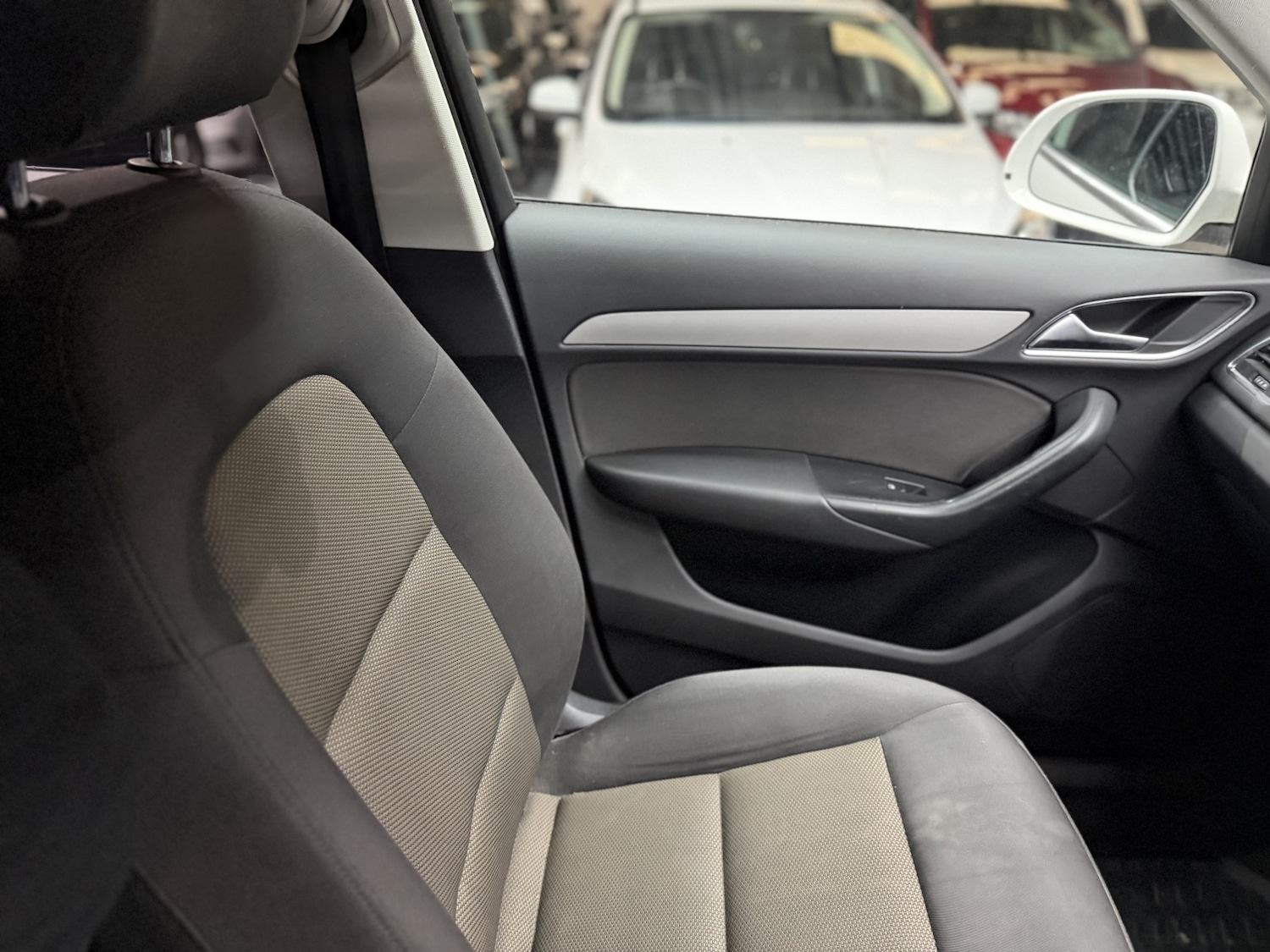 Used Audi Q3 2015 for sale - 77781699: Photo 37