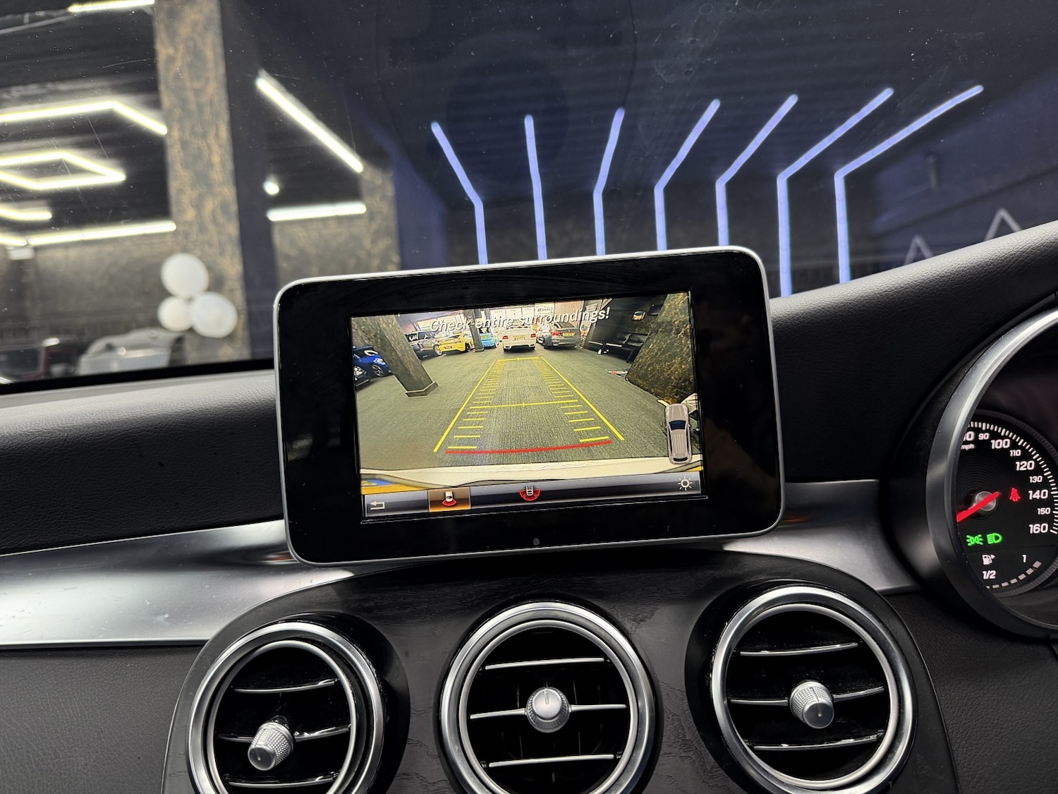 Used Mercedes-Benz GLC 2018 for sale - 76670790: Photo 48