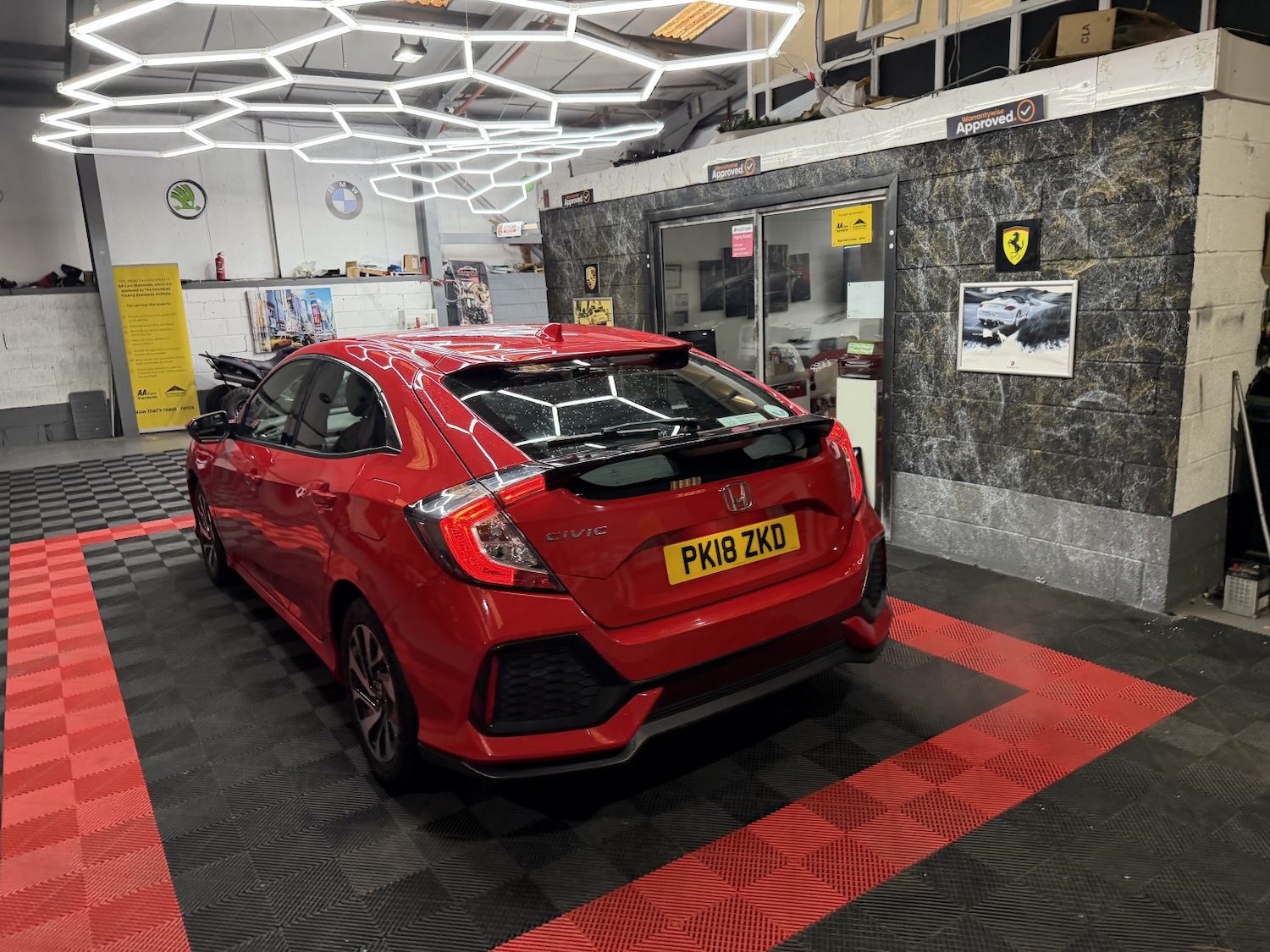 Used Honda Civic 2018 for sale - 77681874: Photo 19