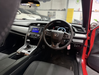 Used Honda Civic 2018 for sale - 77681874: Photo