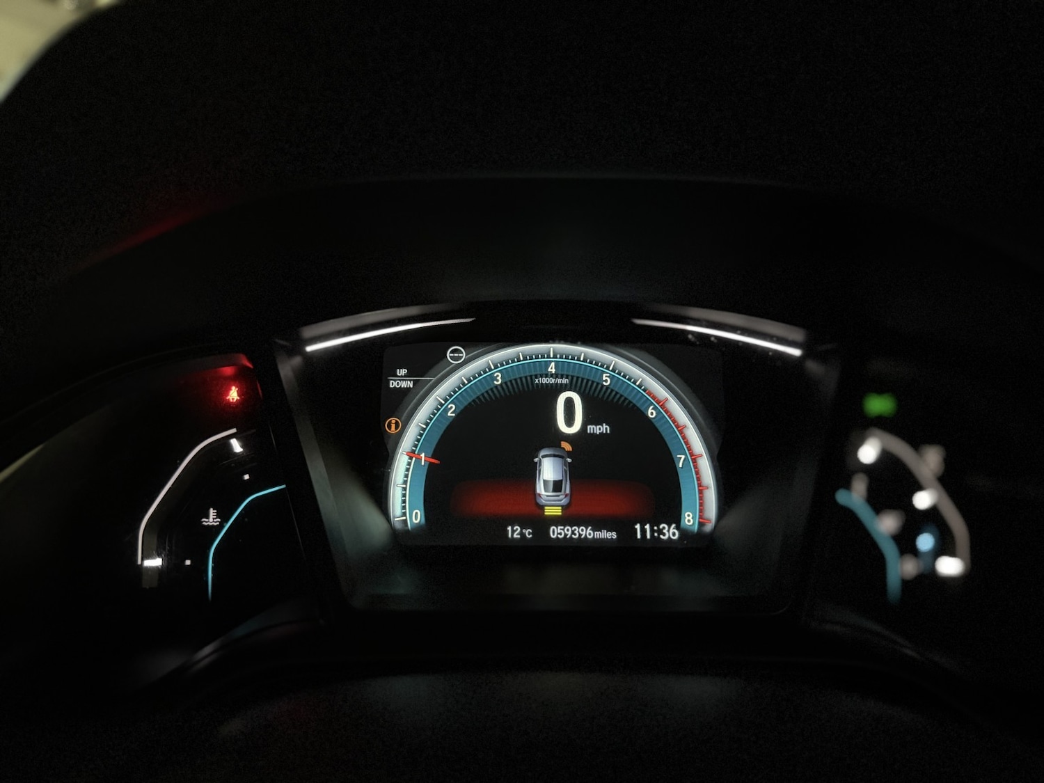 Used Honda Civic 2018 for sale - 77681874: Photo 39