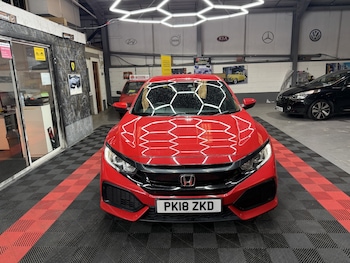 Used Honda Civic 2018 for sale - 77681874: Photo