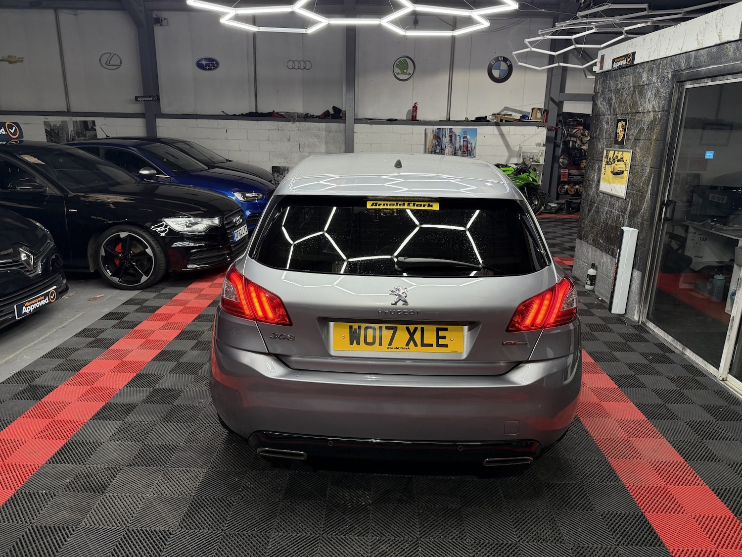 Used Peugeot 308 2017 for sale - 76719029: Photo 16