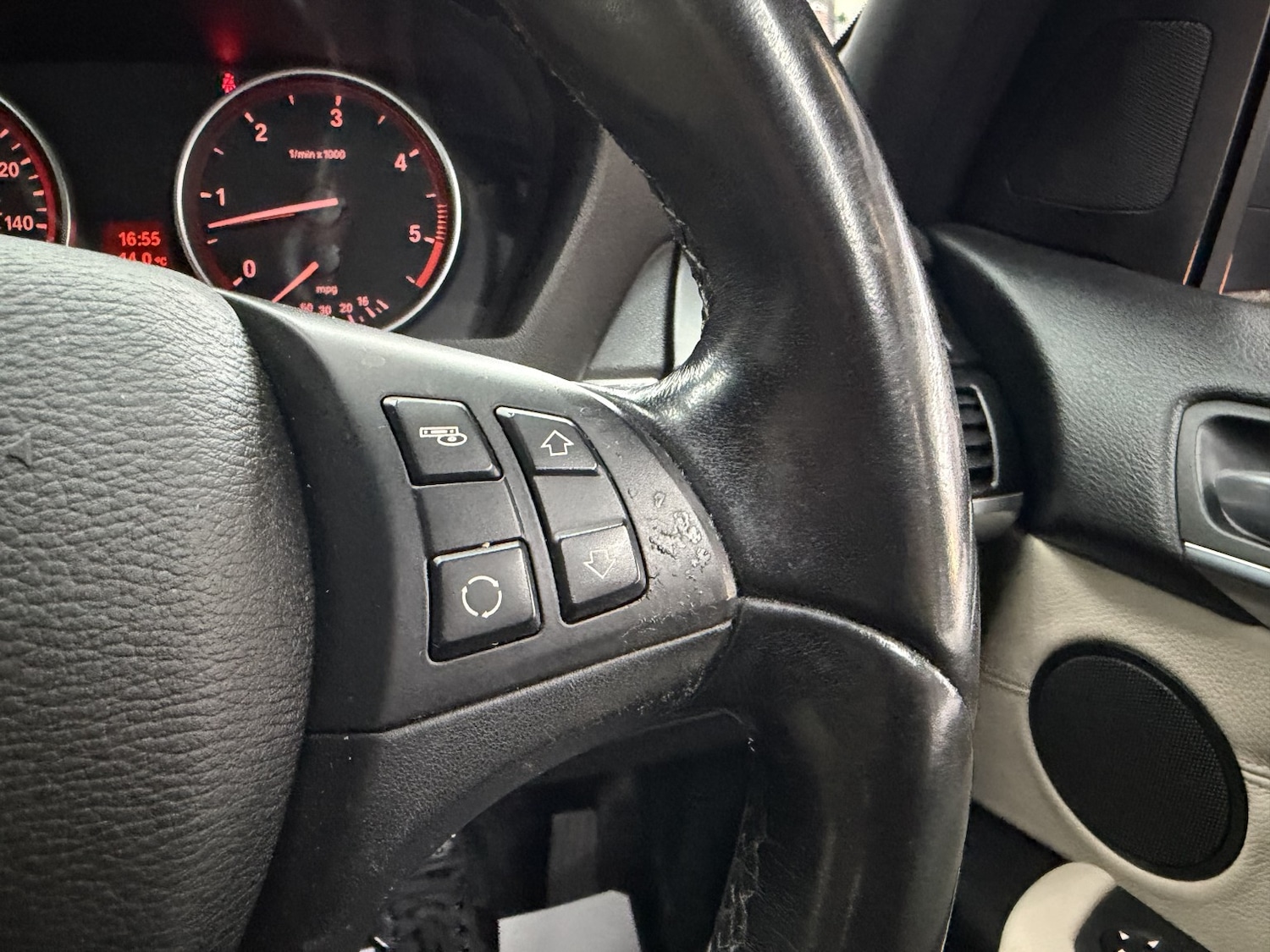 Used BMW X5 2010 for sale - 77979934: Photo 36