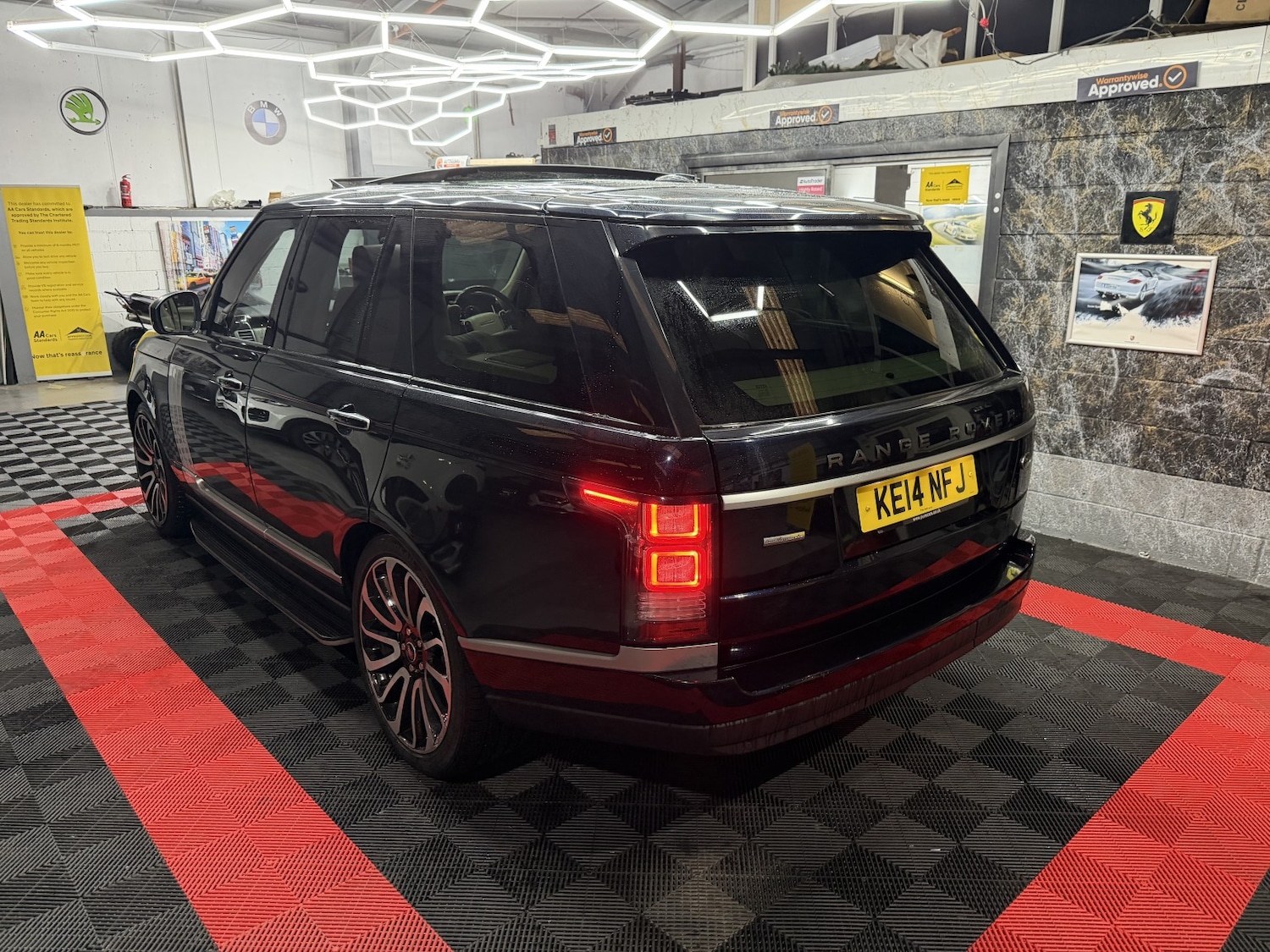 Used Land Rover Range Rover 2014 for sale - 77681783: Photo 11