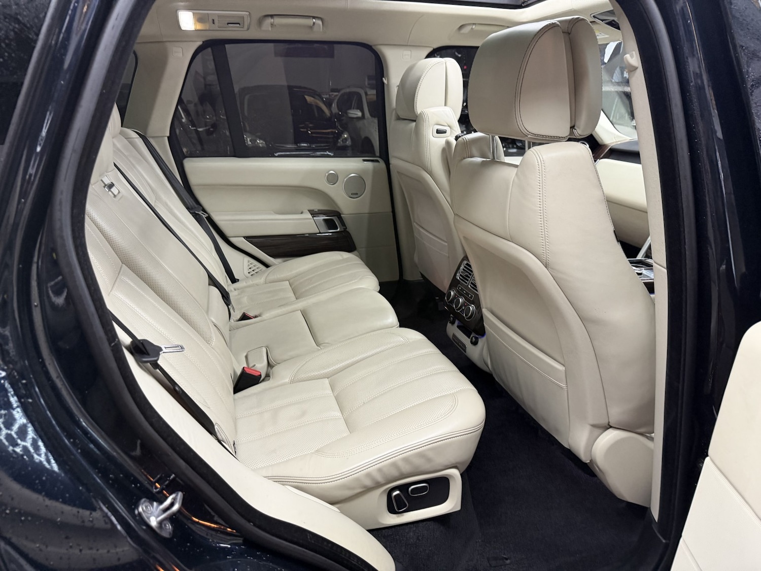 Used Land Rover Range Rover 2014 for sale - 77681783: Photo 4