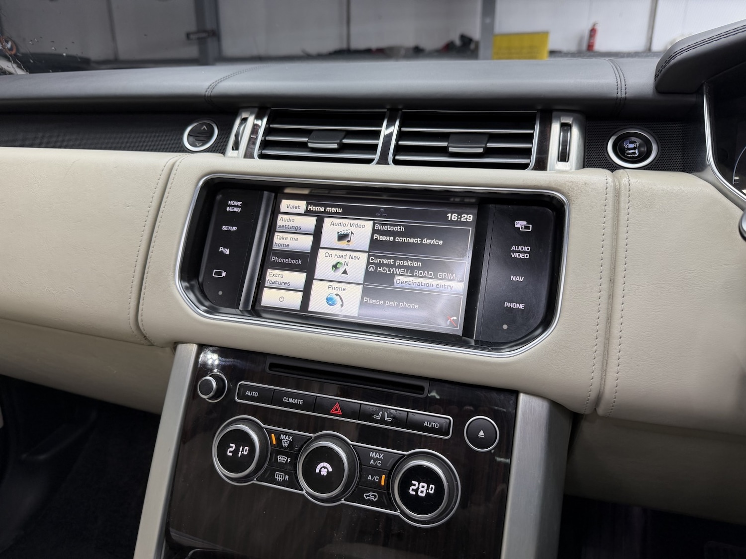 Used Land Rover Range Rover 2014 for sale - 77681783: Photo 45