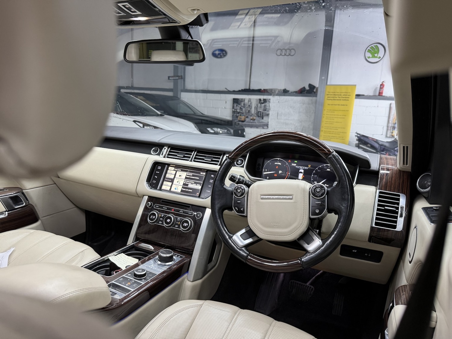 Used Land Rover Range Rover 2014 for sale - 77681783: Photo 5