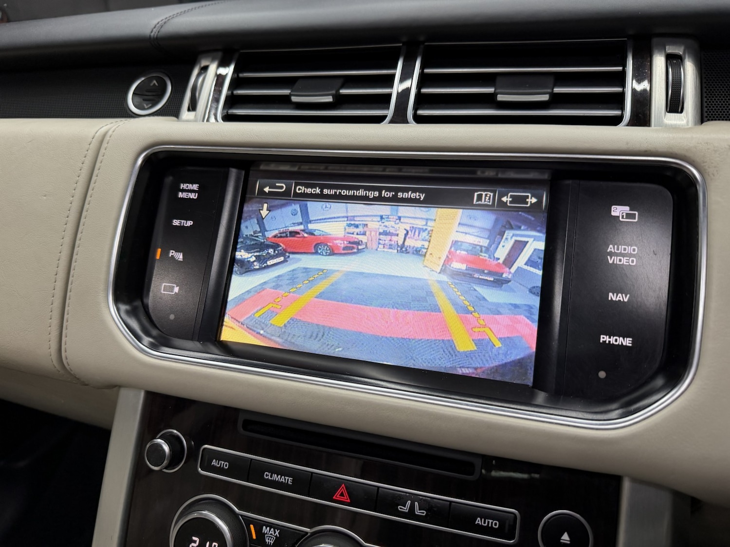 Used Land Rover Range Rover 2014 for sale - 77681783: Photo 52