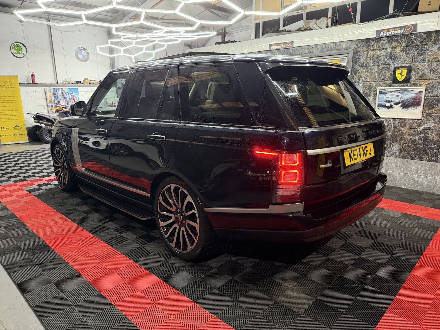 Used Land Rover Range Rover 2014 for sale - 77681783: Photo 9