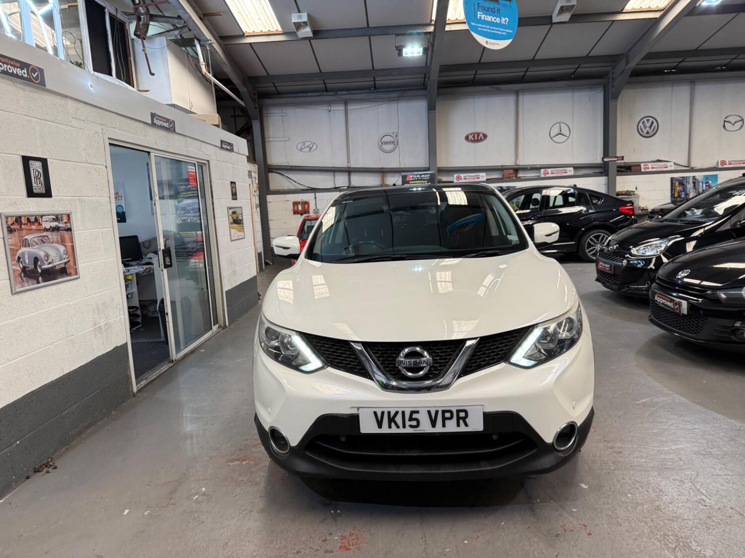 Used Nissan Qashqai 2015 for sale - 76794151: Photo 4