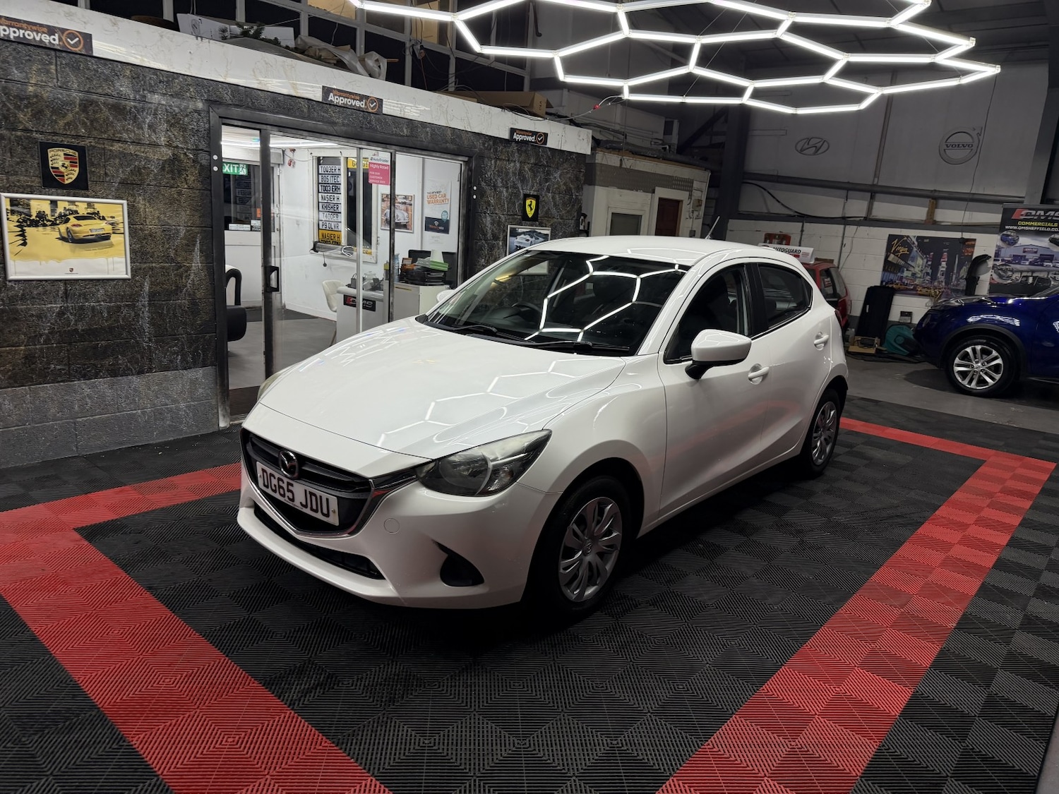 Used Mazda Mazda2 2015 for sale - 77555088: Photo 12