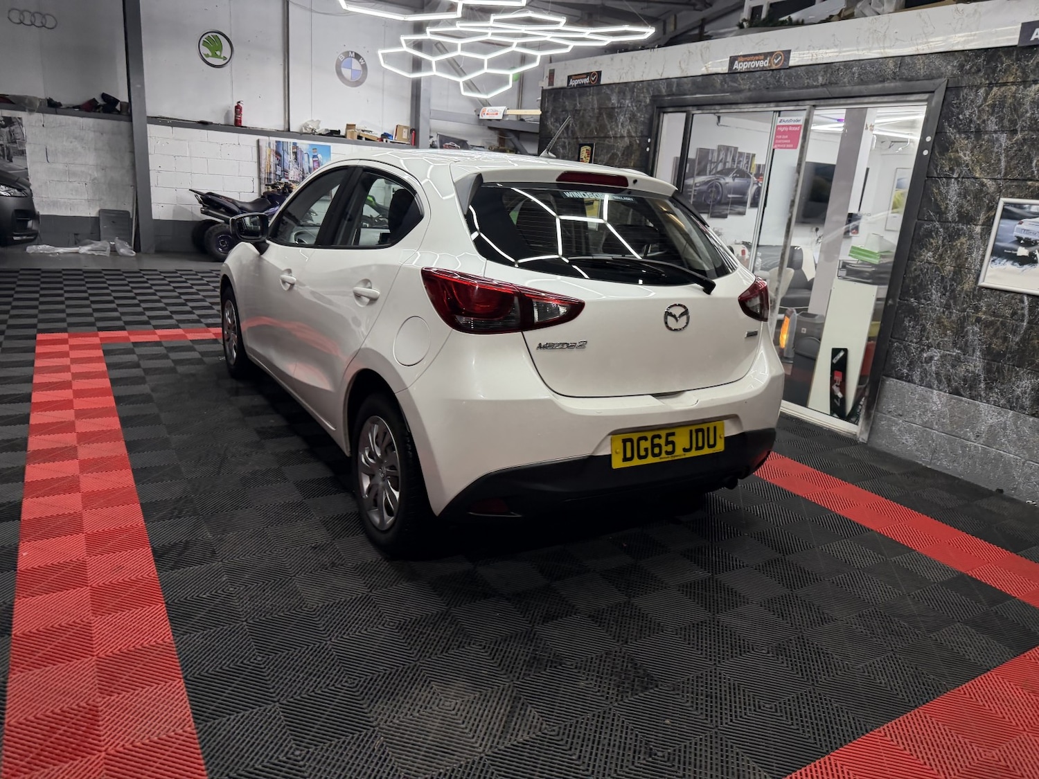 Used Mazda Mazda2 2015 for sale - 77555088: Photo 13