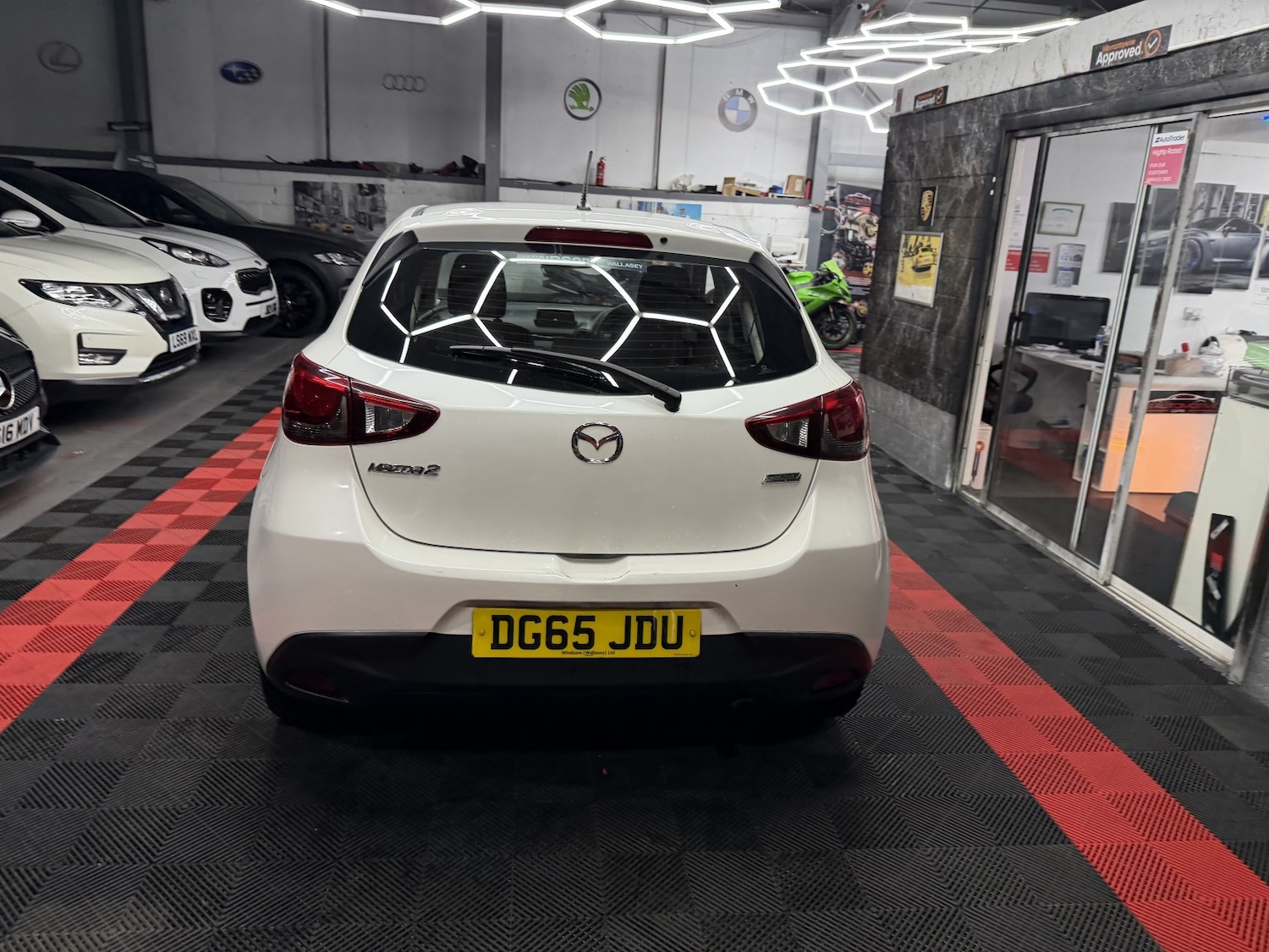 Used Mazda Mazda2 2015 for sale - 77555088: Photo 15