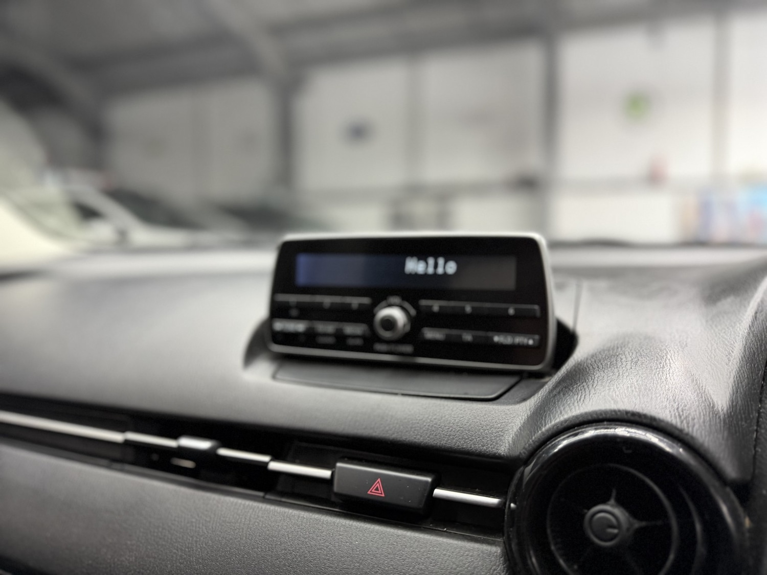 Used Mazda Mazda2 2015 for sale - 77555088: Photo 27