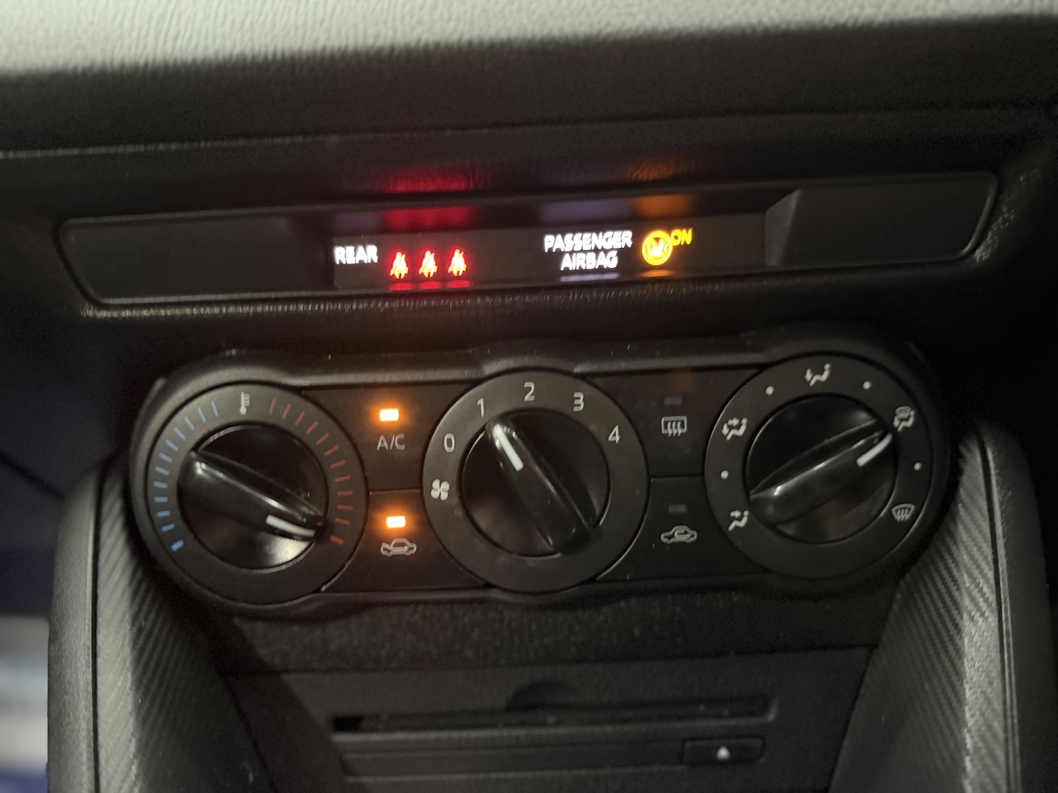 Used Mazda Mazda2 2015 for sale - 77555088: Photo 30