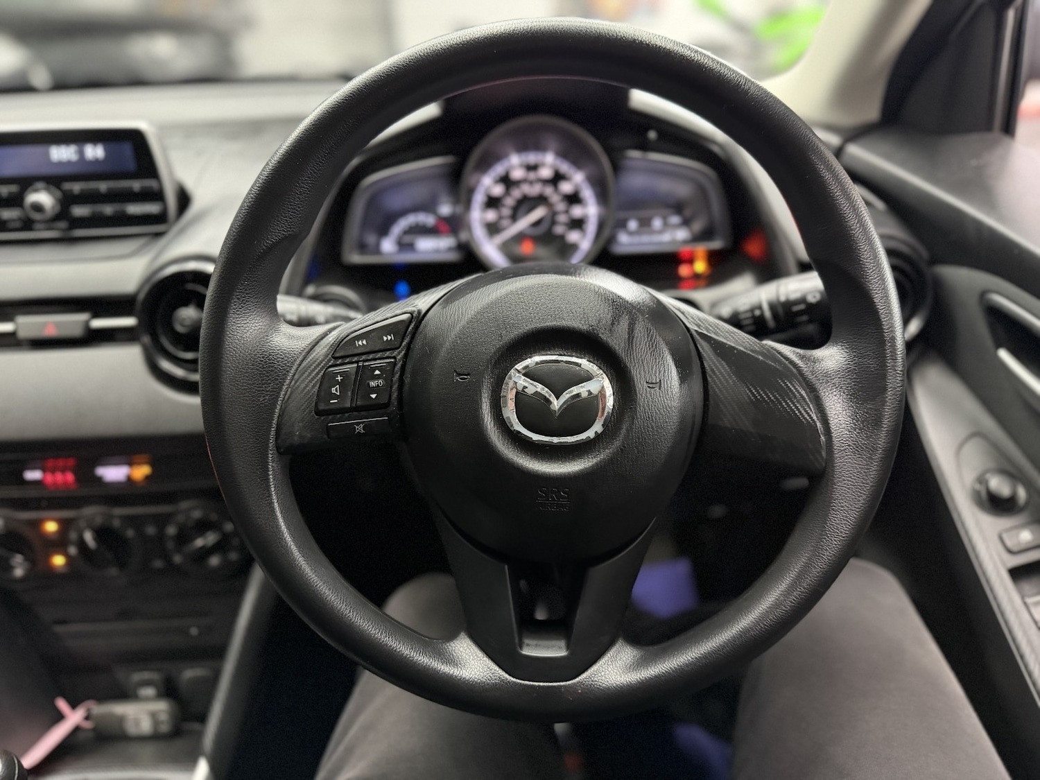 Used Mazda Mazda2 2015 for sale - 77555088: Photo 31