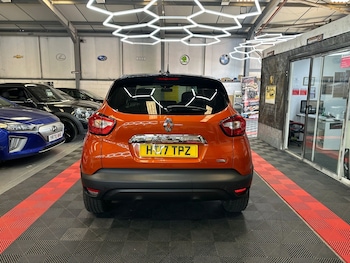 Used Renault Captur 2017 for sale - 79111529: Photo