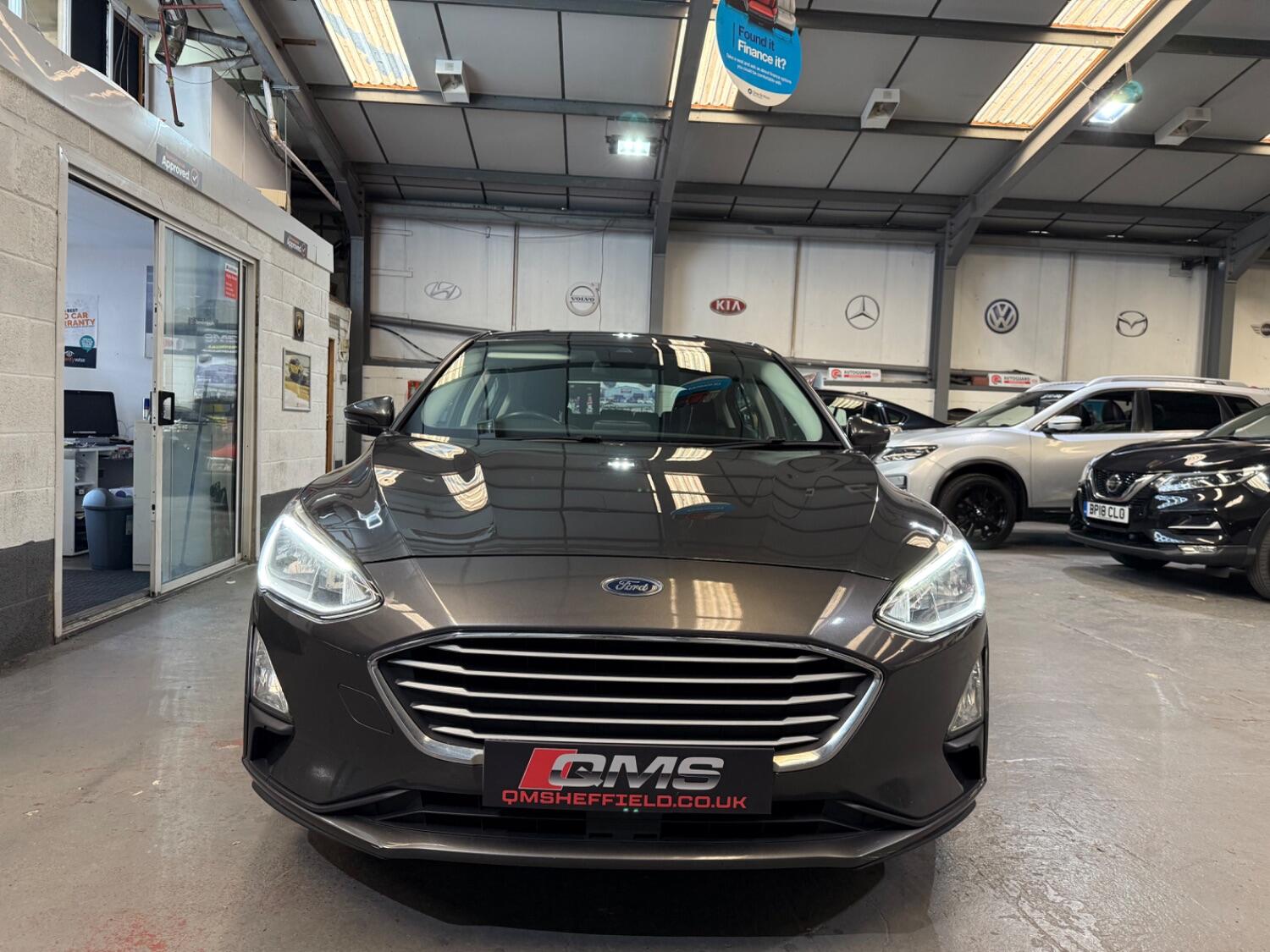 Used Ford Focus 2018 for sale - 76794152: Photo 2